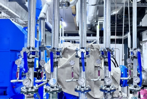 空壓機配置PCW進回管路配置